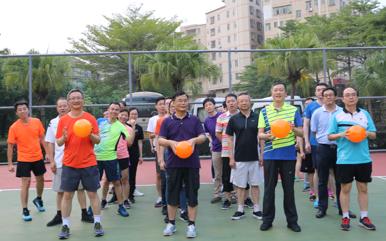 ׯ�к���Ϸ(�й�)�ɷ����޹�˾-����