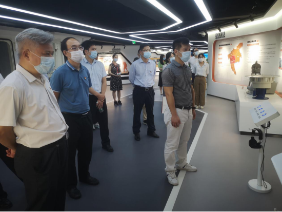 ׯ�к���Ϸ(�й�)�ɷ����޹�˾-����