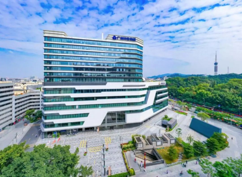 ׯ�к���Ϸ(�й�)�ɷ����޹�˾-����