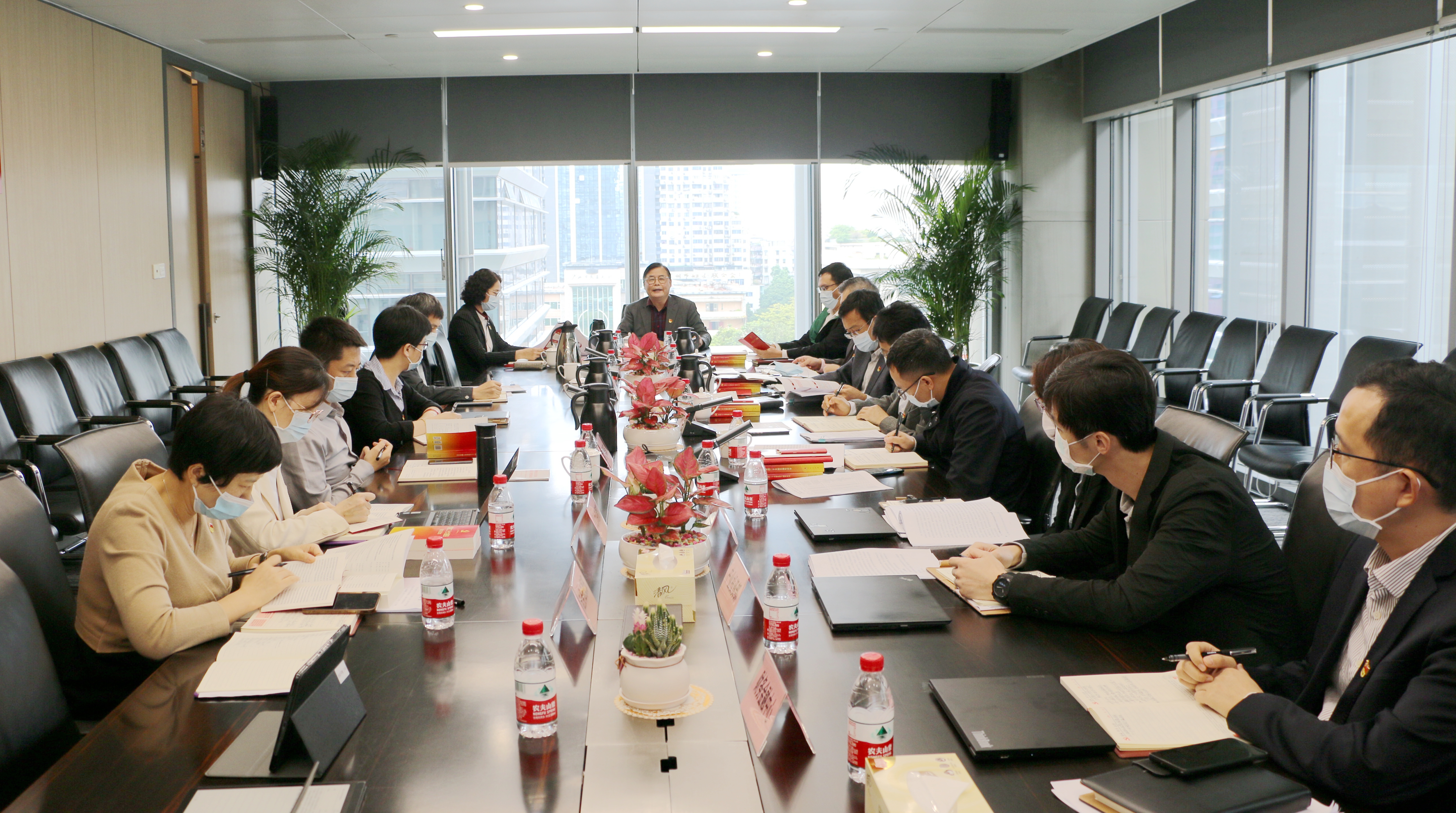 ǿ��������ʶ �����ѧϰ ���е���Ҫ�󡪡�����ׯ�к���Ϸ���ŵ�ί����ѧϰ������ר��ѧϰ���й��������³̣�����������