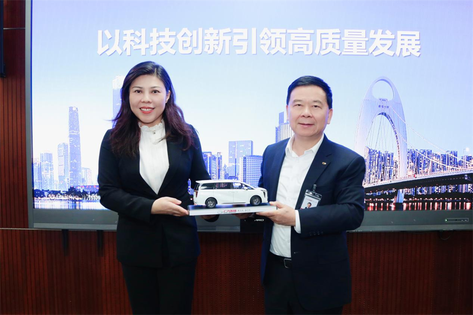 ׯ�к���Ϸ(�й�)�ɷ����޹�˾-����