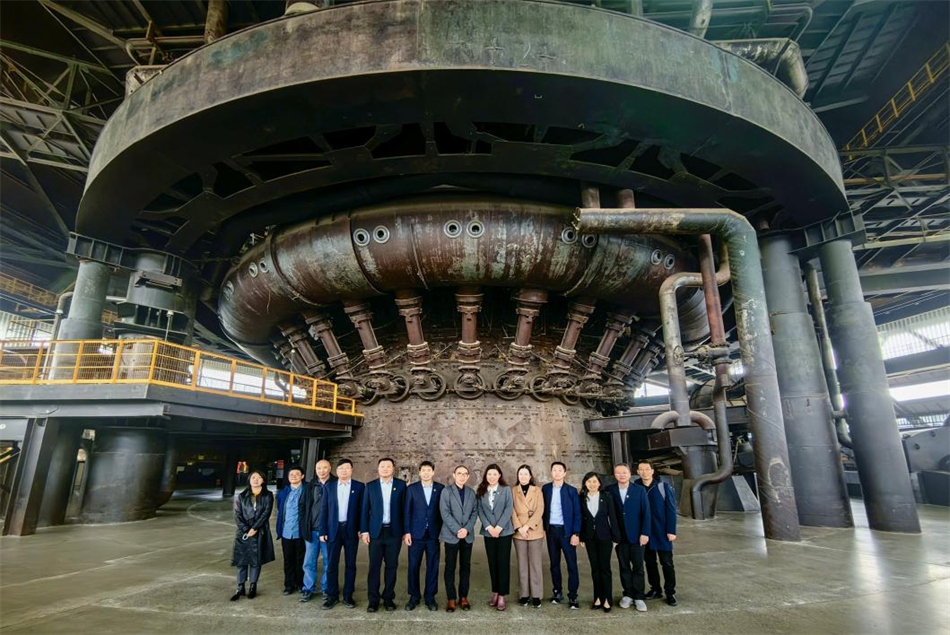 ׯ�к���Ϸ(�й�)�ɷ����޹�˾-����