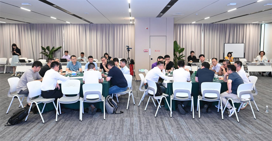 ׯ�к���Ϸ(�й�)�ɷ����޹�˾-����