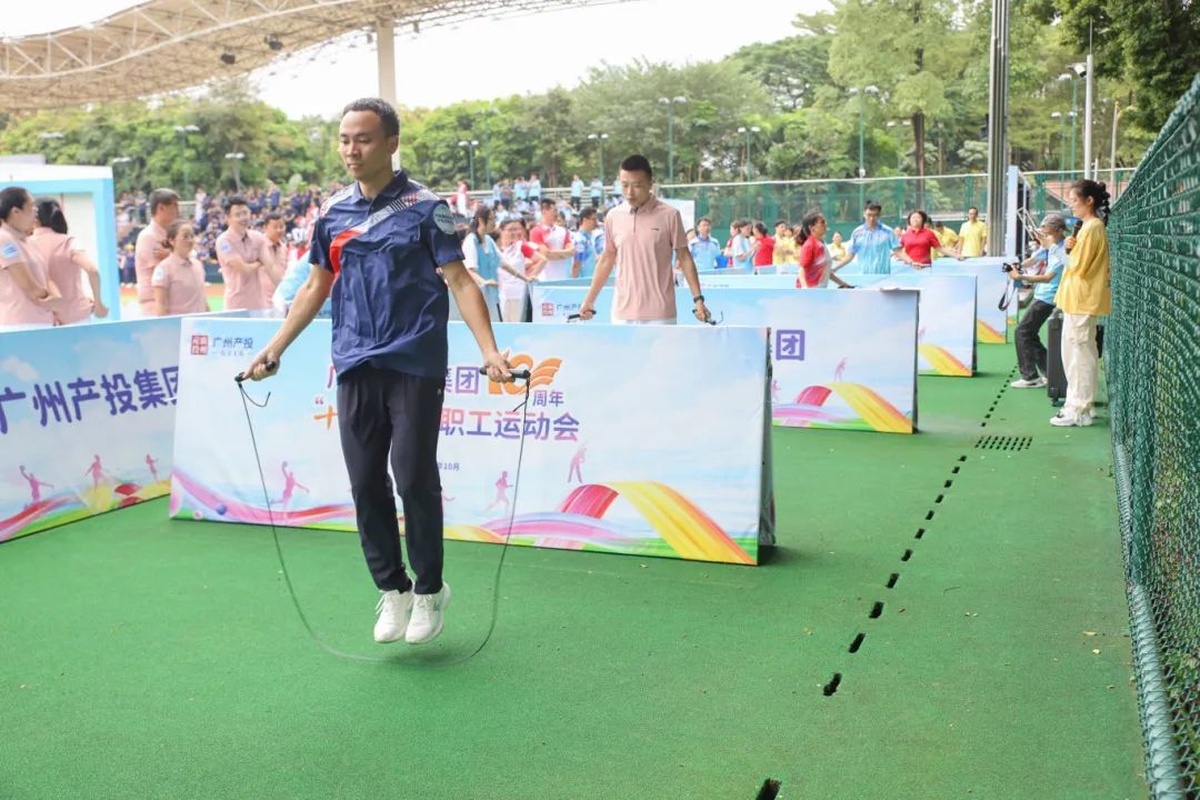 ׯ�к���Ϸ(�й�)�ɷ����޹�˾-����